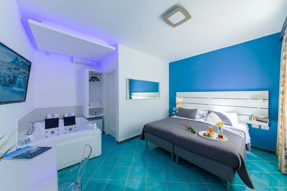 Romantic Room - Photo 1