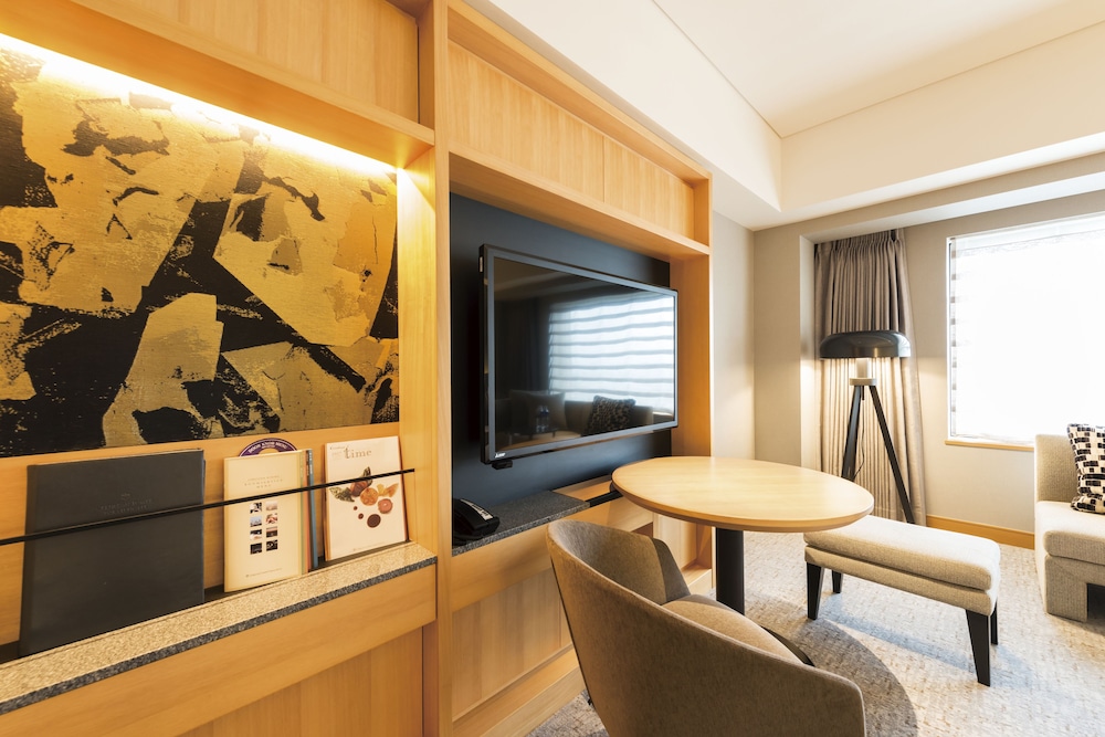 Executive Superior King with Lounge Access, Non Smoking - Photo 2