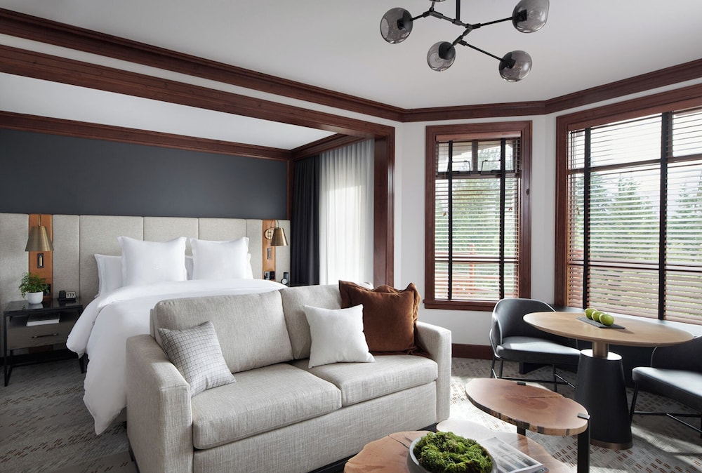 Deluxe Room, 2 Bedrooms, Connecting Rooms (Two King Beds) - Photo 3