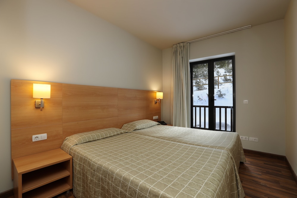 Duplex, 3 Bedrooms, Terrace