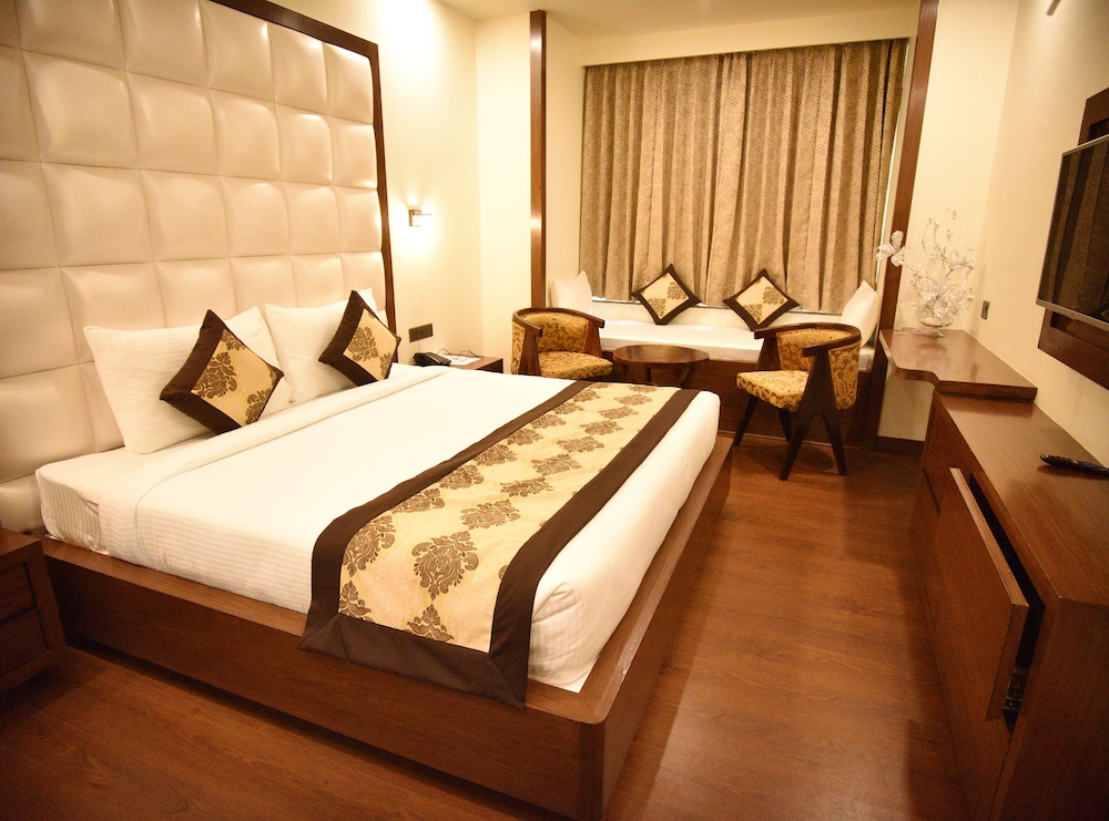 Deluxe Room - Photo 1