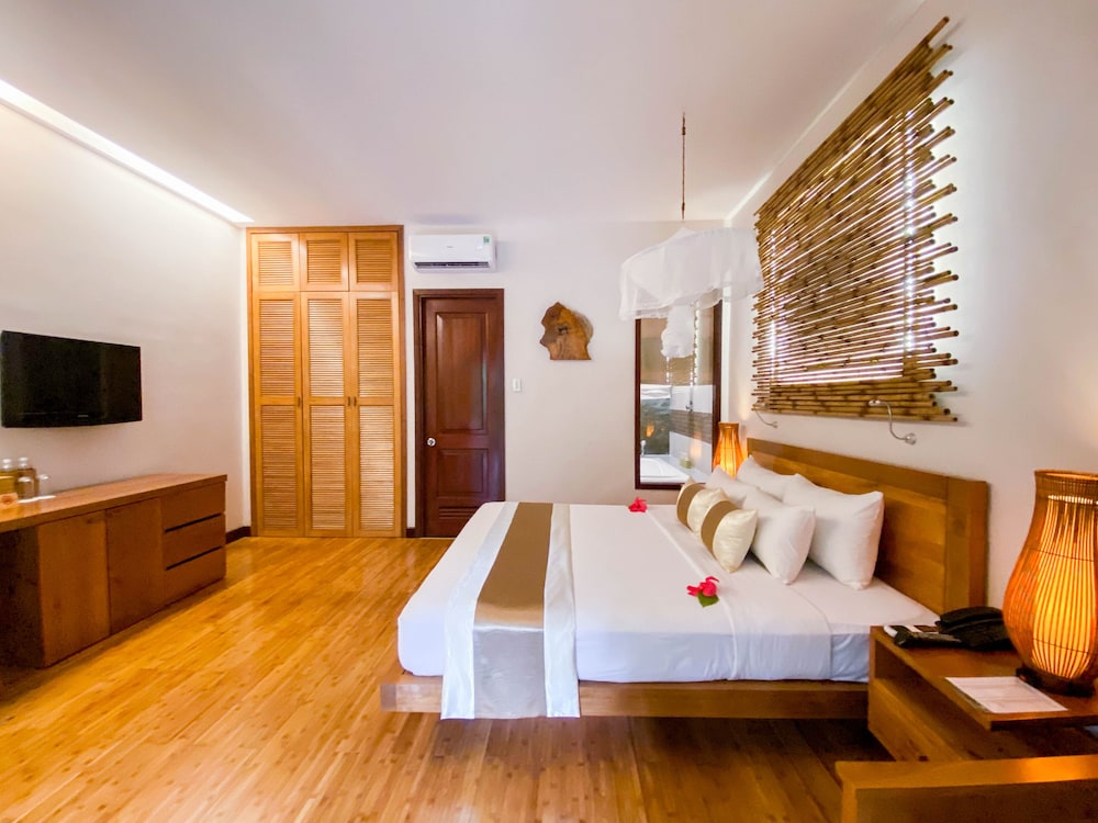 Serene Oasic Bungalow - Photo 4