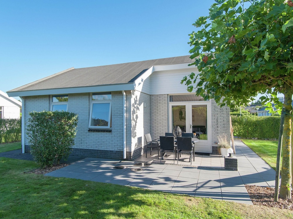 Bungalow