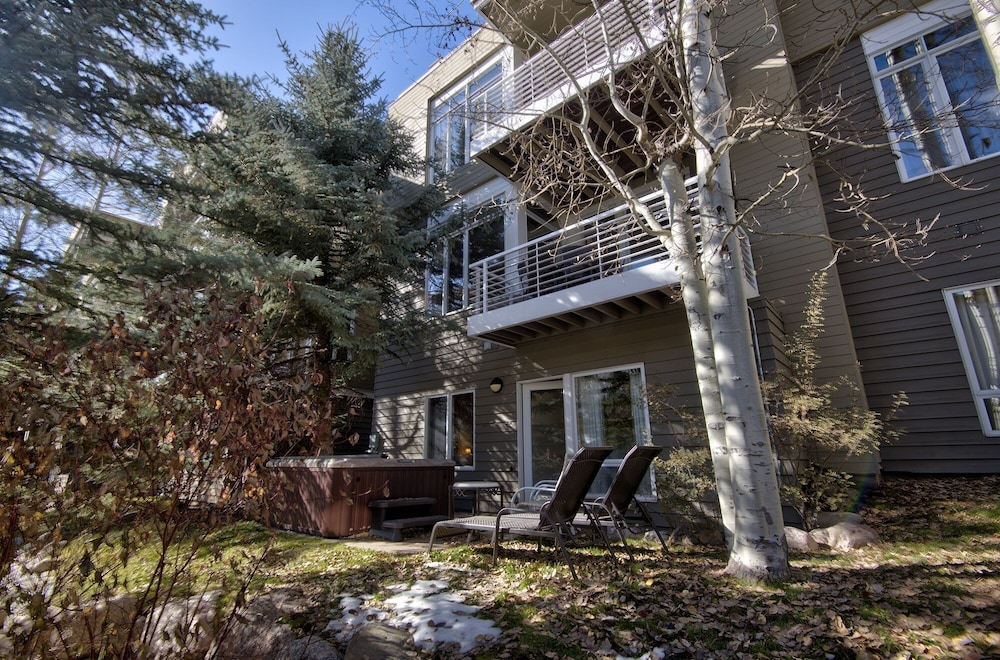 Townhome, 3 Bedrooms photo 3