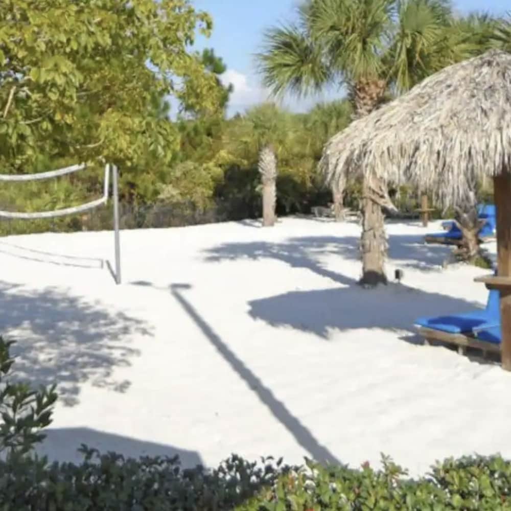 1st level PoolBeach Disney Area, Photo 31