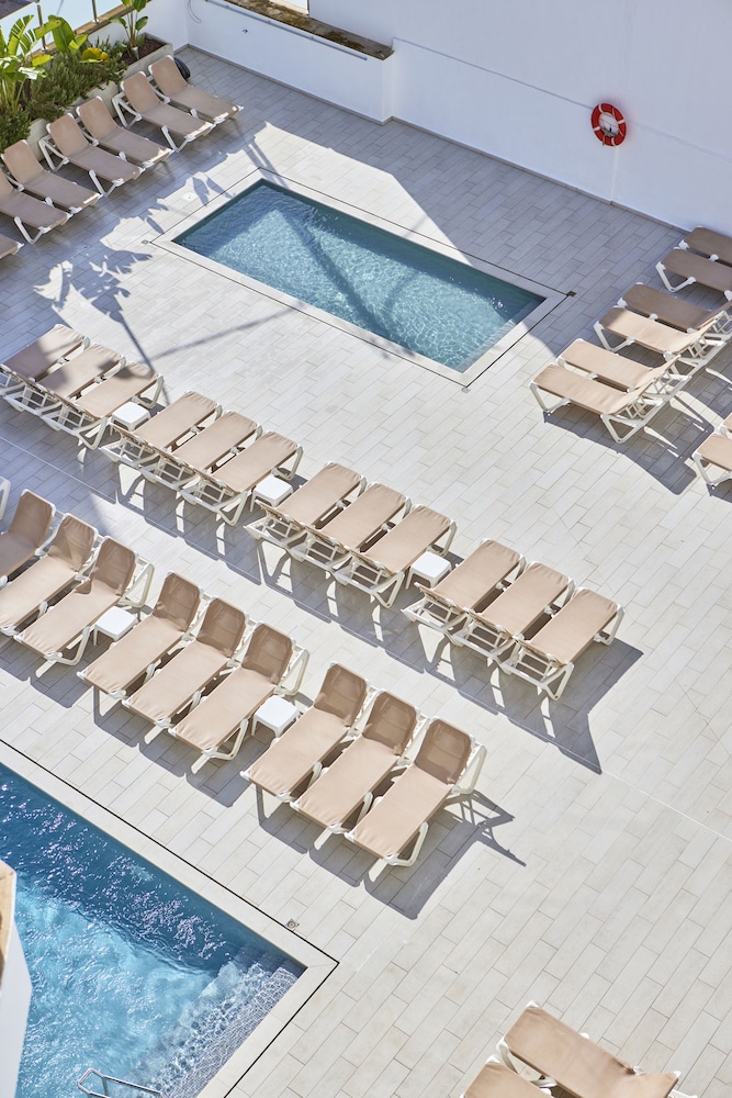 Double Room, Pool View