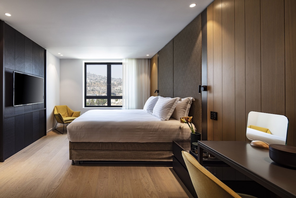 Premium Room - Photo 3