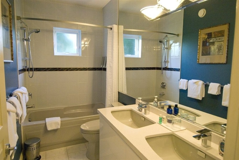 Junior Suite, 1 King Bed photo 2