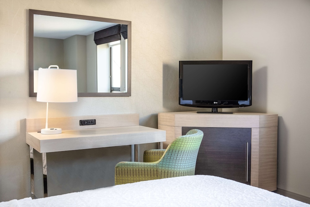Room, Accessible, Non Smoking - Photo 1