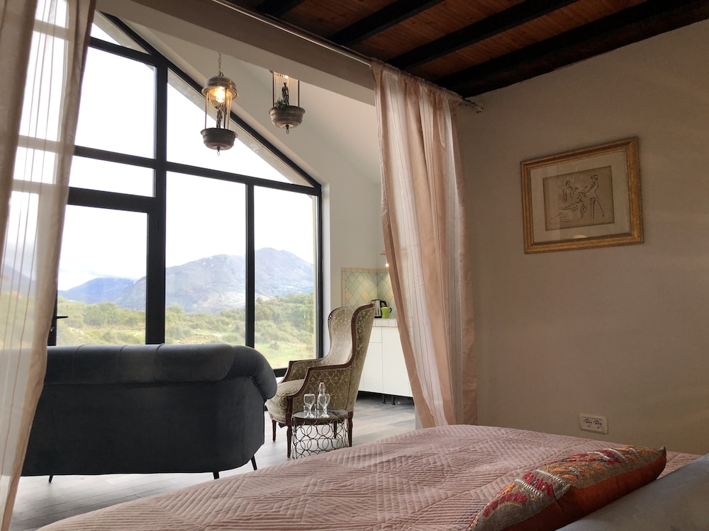 Luxury Villa photo 1