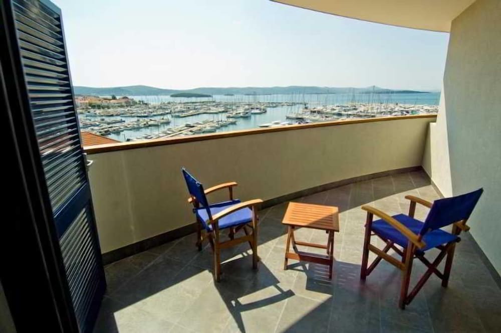 Superior Double or Twin Room, Sea View