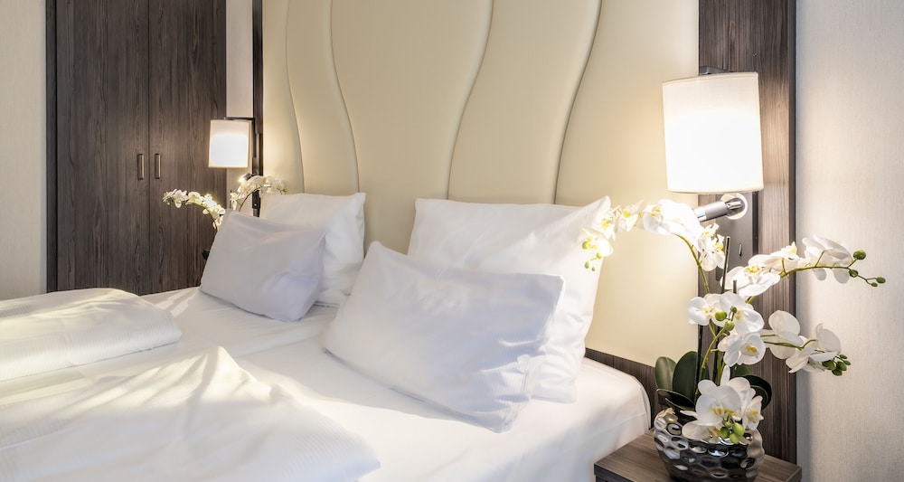 Comfort Room, 1 Queen Bed