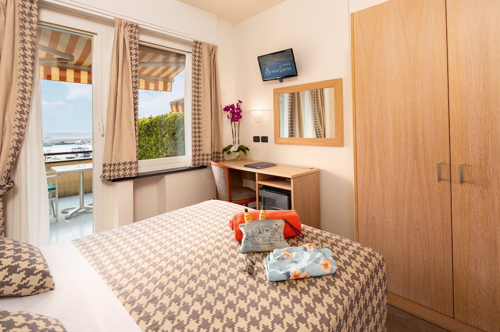 Single Room, Balcony, Sea View