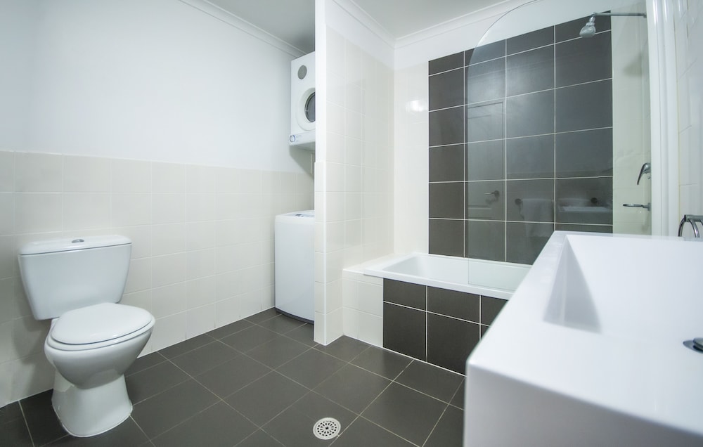 Two Bedroom Superior Apartment with Balcony - Photo 2