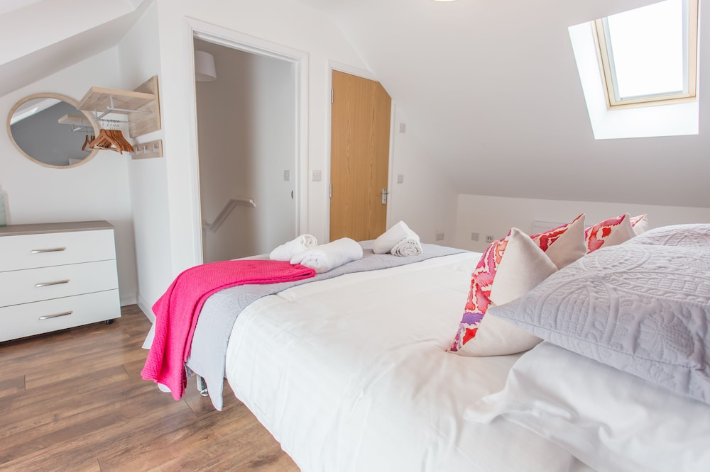 Suite (Spires) photo 1