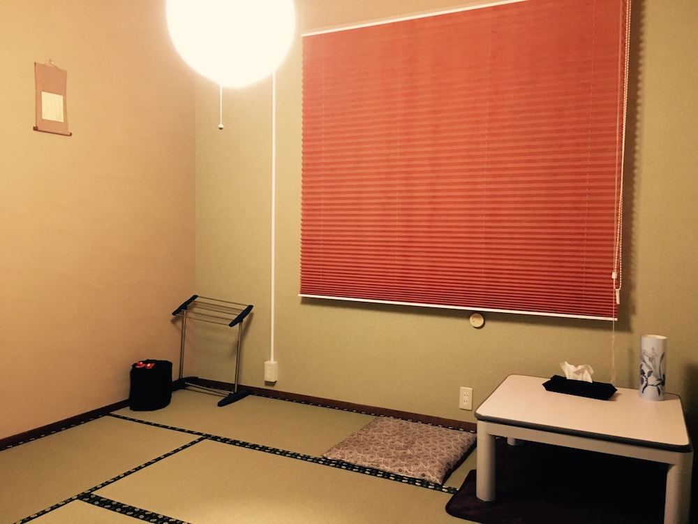 Japanese Traditional Room with Mt.Fuji View photo 3