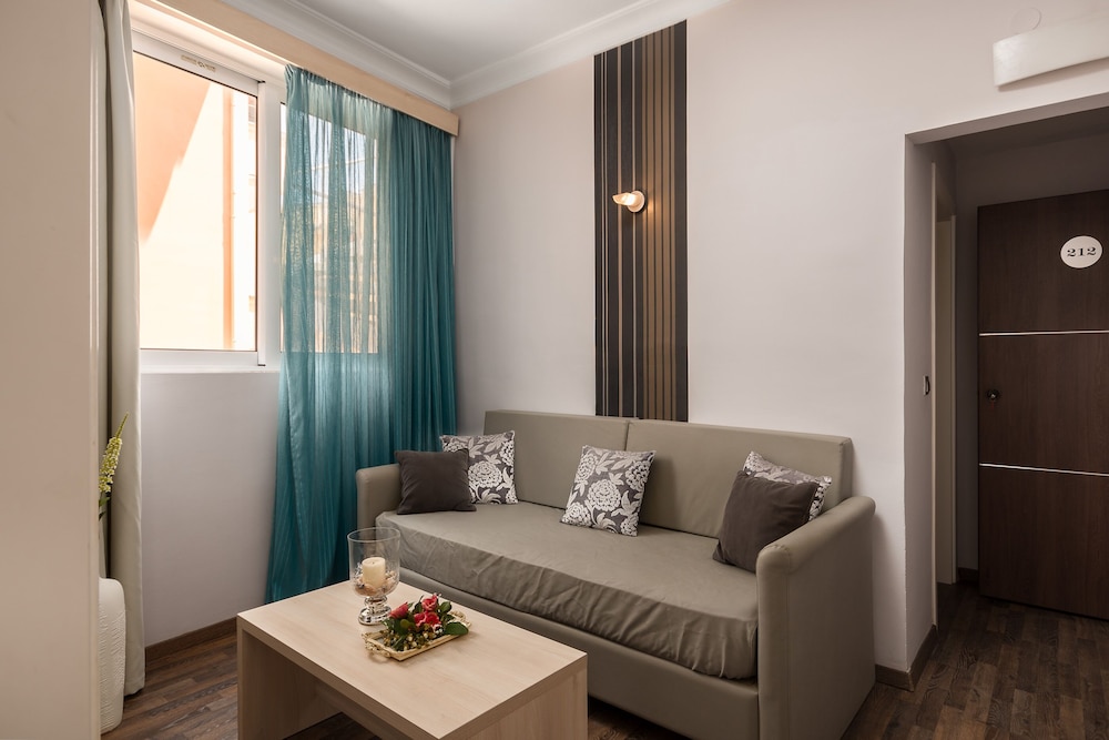 Quadruple Room photo 2