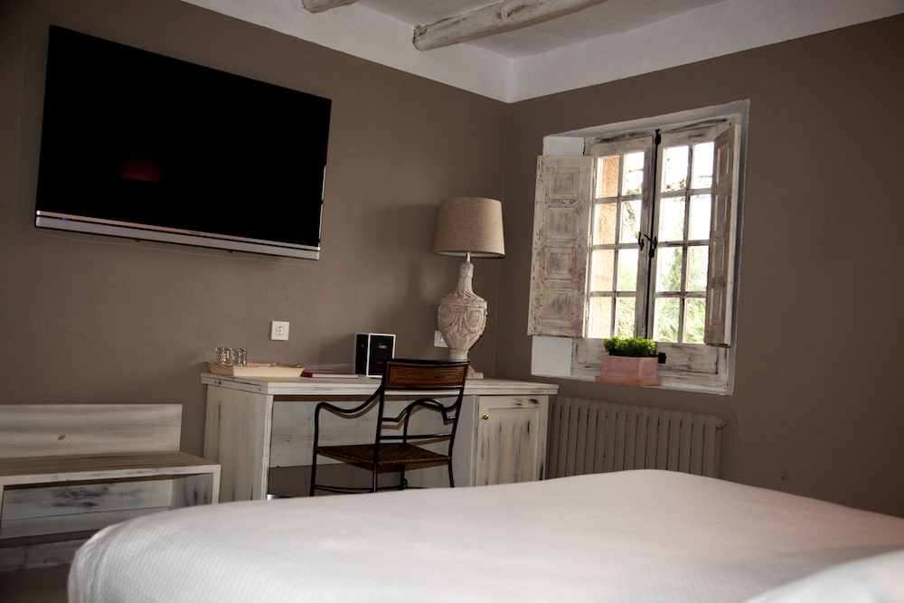 Standard Room (2 Adults) - Photo 1