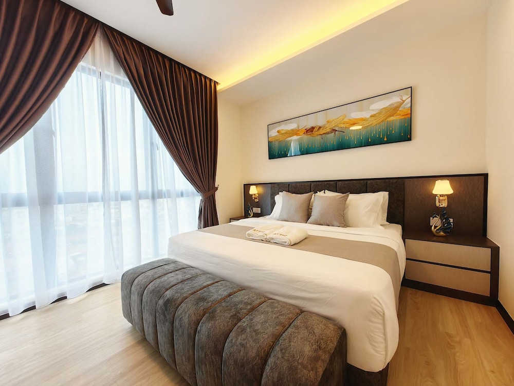 Family Suite, 3 Bedrooms, Partial Sea View