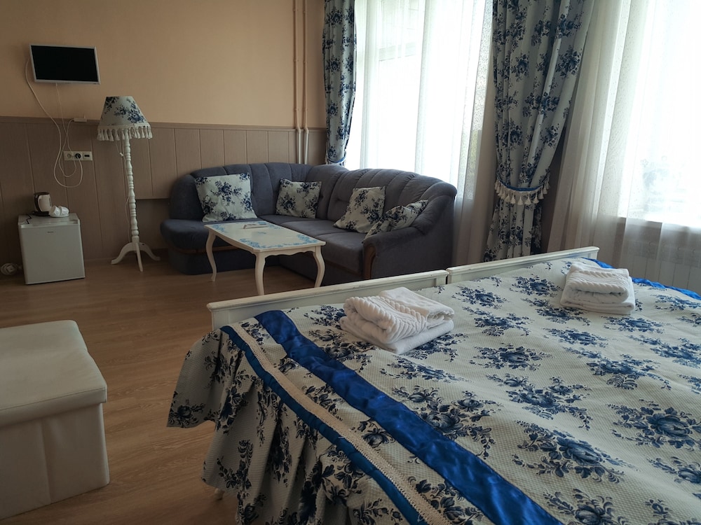 Junior Suite, Pool Access photo 2