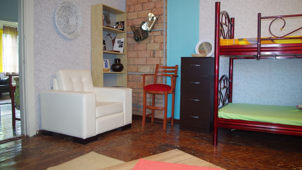 Family Room photo 1