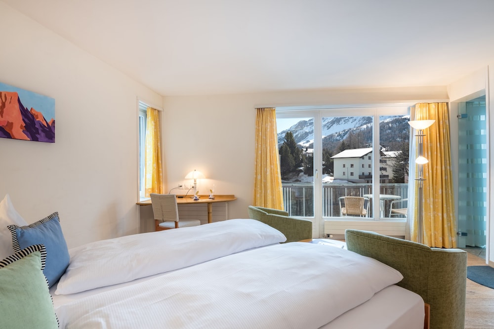 Quality Twin Room, Mountain View photo 3