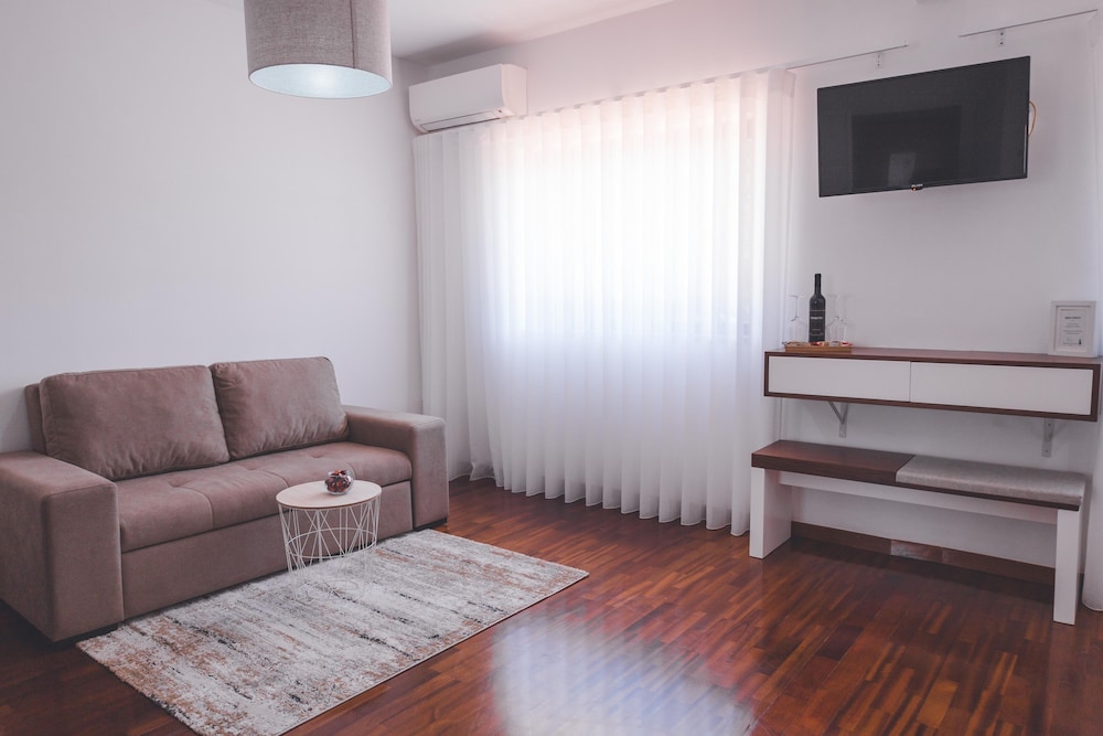 Deluxe Suite photo 3