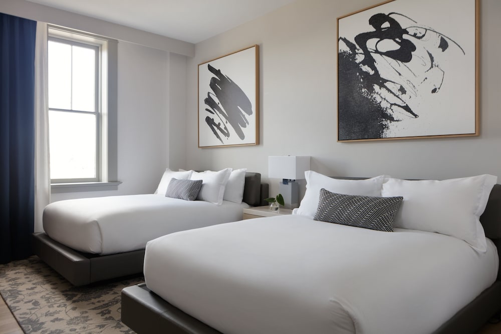 Suite, 2 Queen Beds (Historic Sydney) photo 3