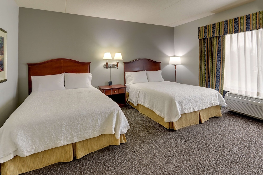 Room, 2 Queen Beds, Accessible (Hearing) - Photo 2