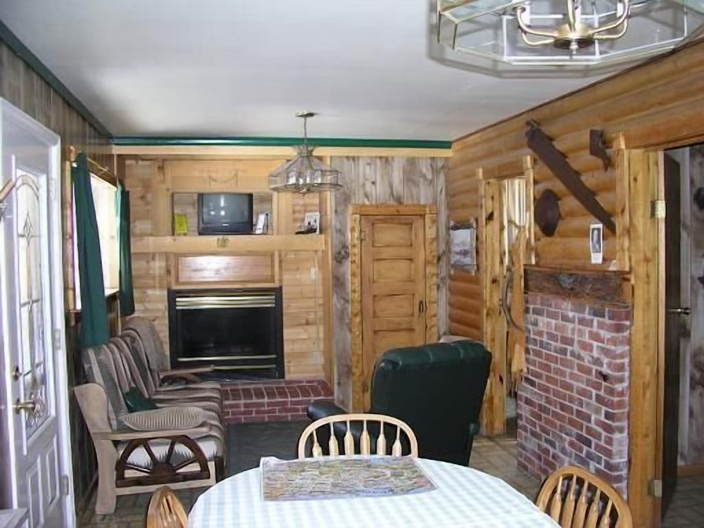 #16, Hiker, 2 bed photo 3