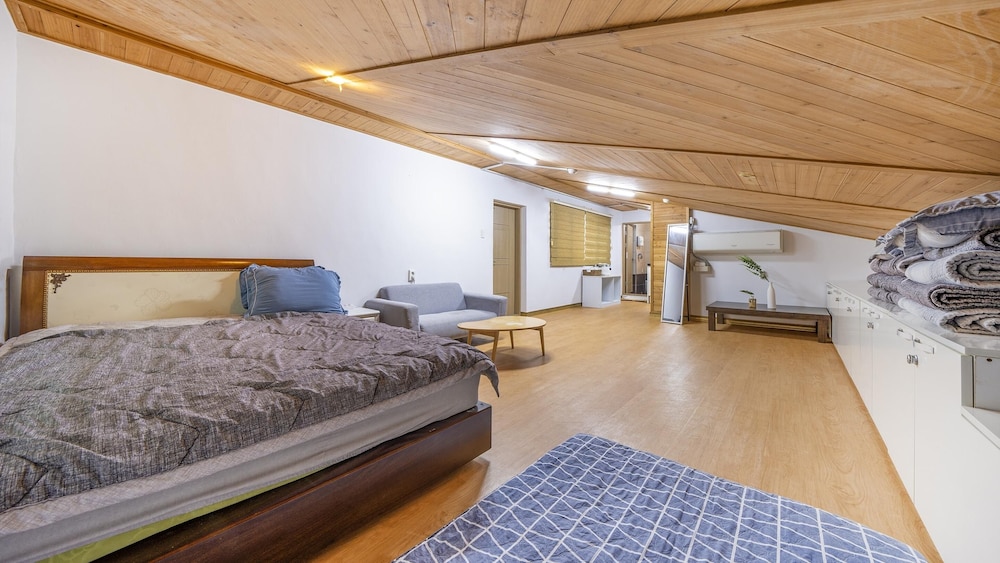 Basic Room, 1 Bedroom (Haesong)