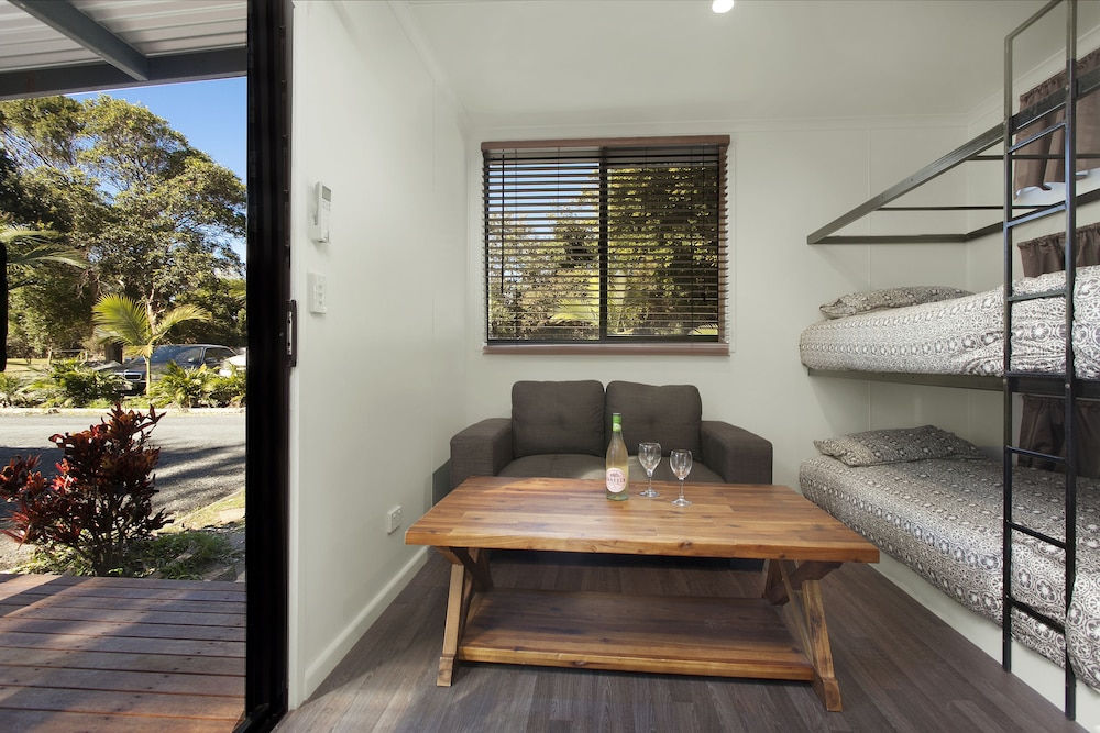 Beachside Bungalow (Not Pet Friendly) - Sleeps 4 photo 1