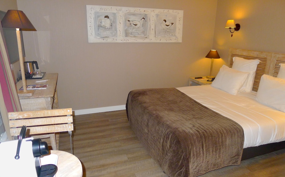 Suite - Photo 6