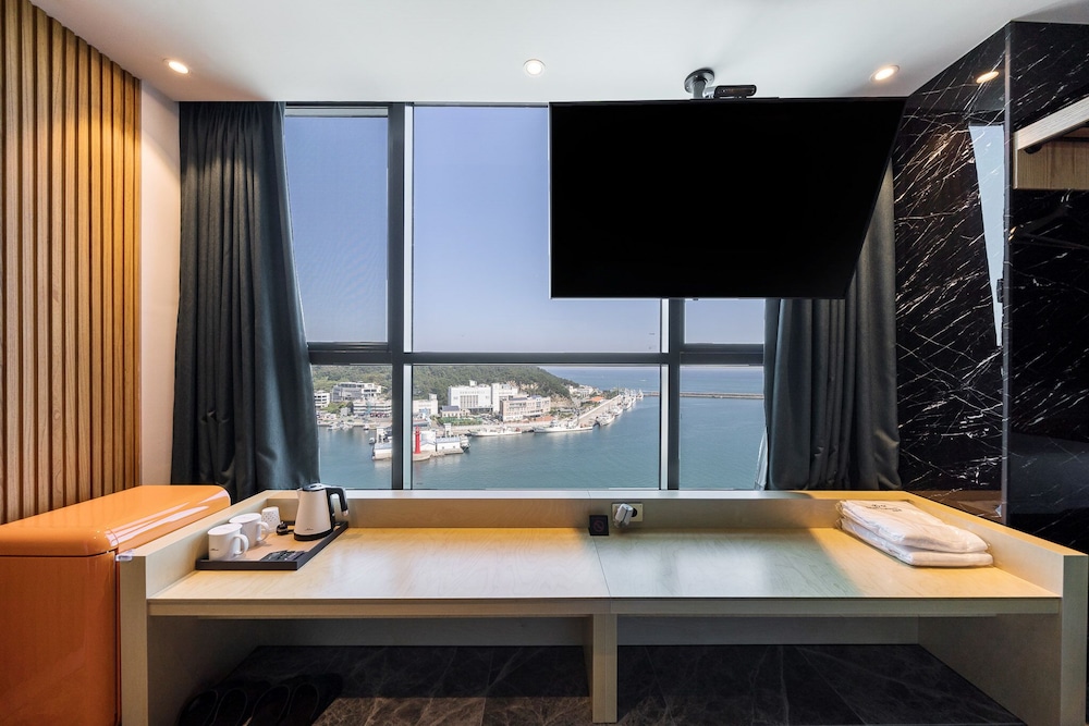 Ocean Superior - Photo 3