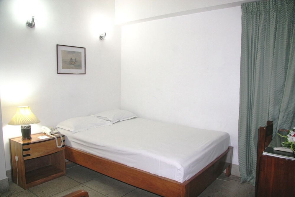 Economy Double Room photo 3