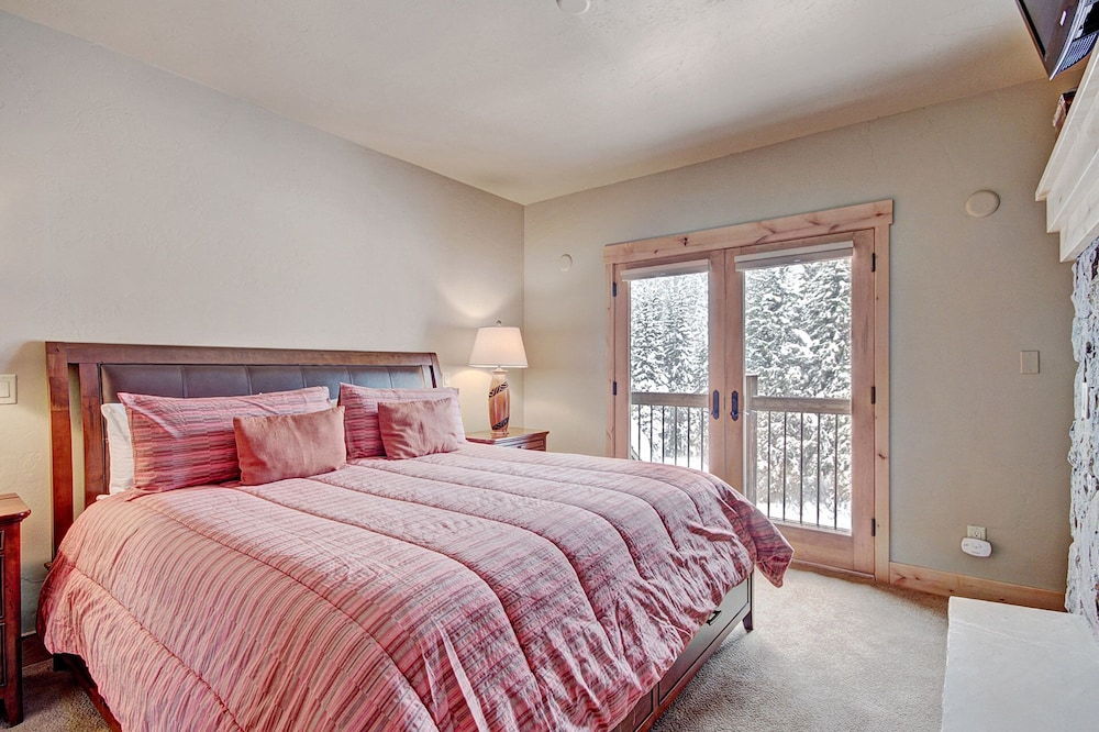 Townhome, 4 Bedrooms photo 1