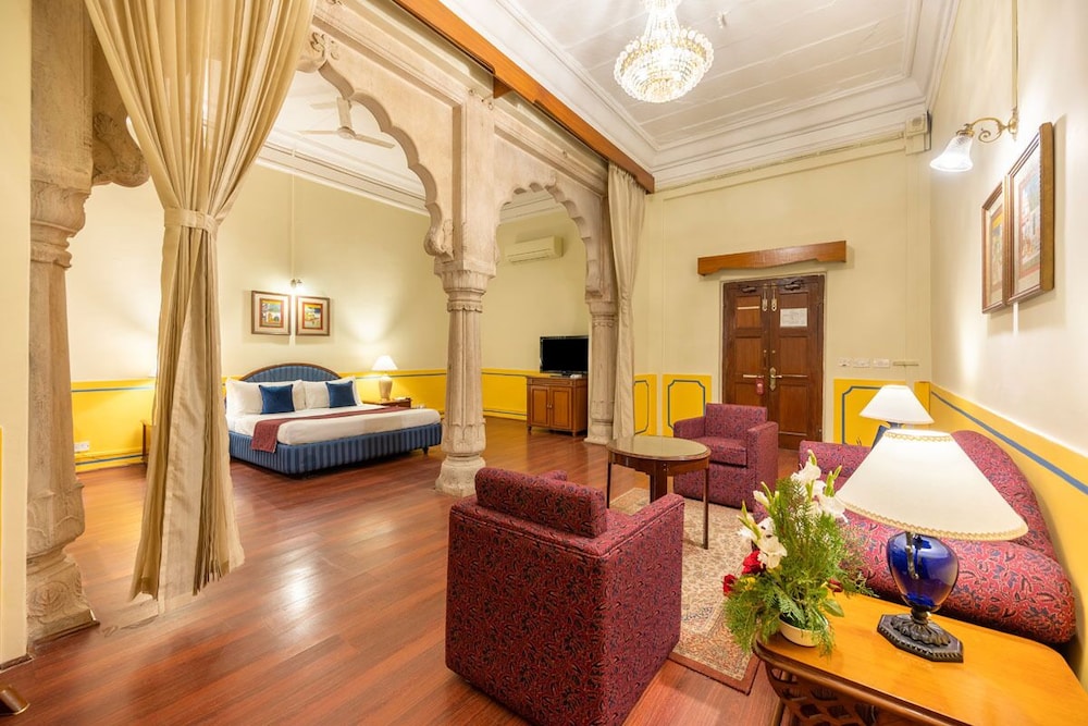 Royal Suite - Photo 1