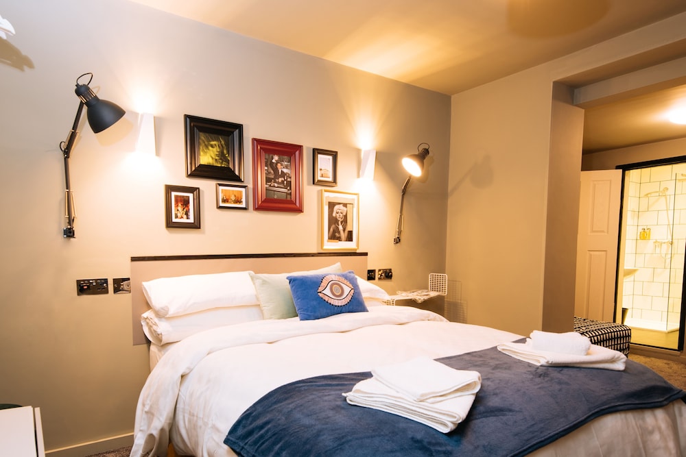 Family Triple Room (Lower Ground) photo 2