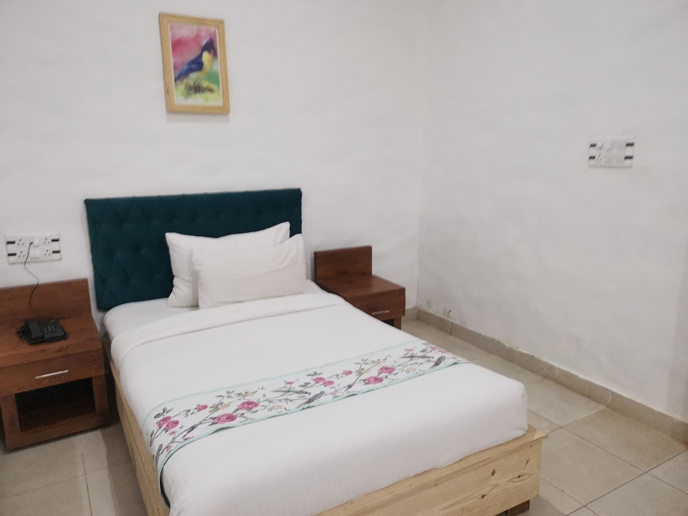 Family Room, 1 Bedroom, Garden View photo 2