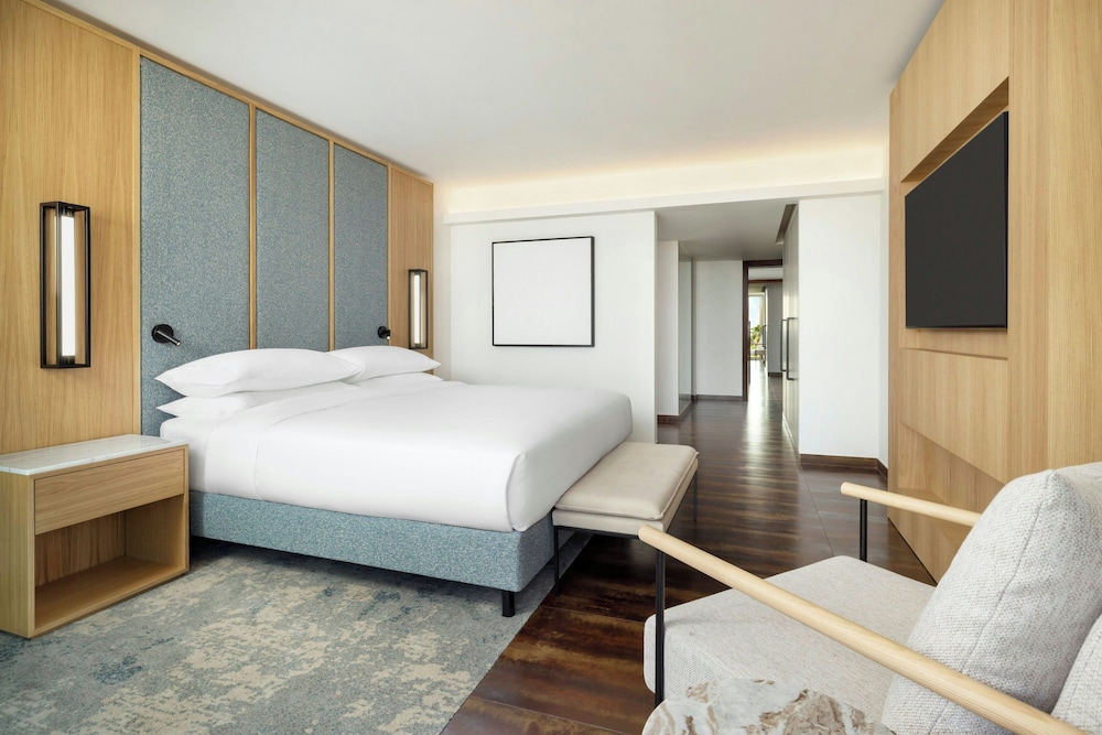 Presidential Suite, 2 Bedrooms thumbnail 5