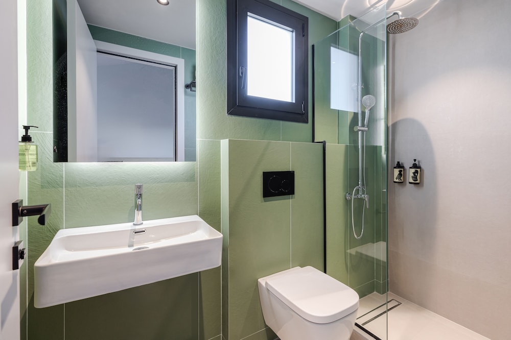 Superior Suite with Private Pool photo 3