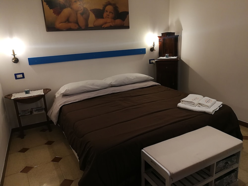 Double Or Twin Room photo 1