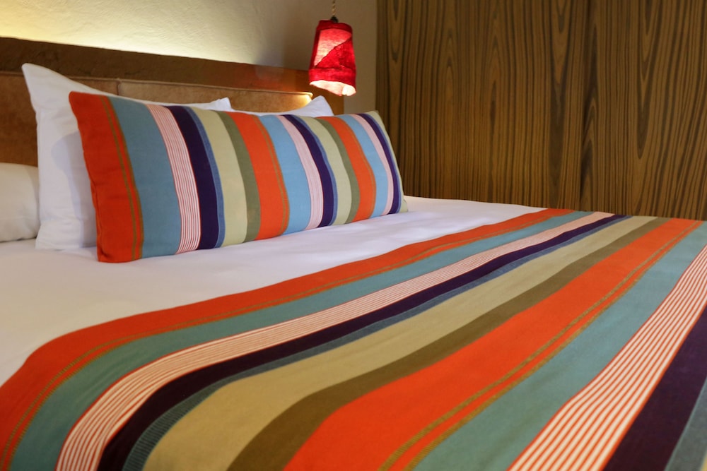 Deluxe Room - Photo 8