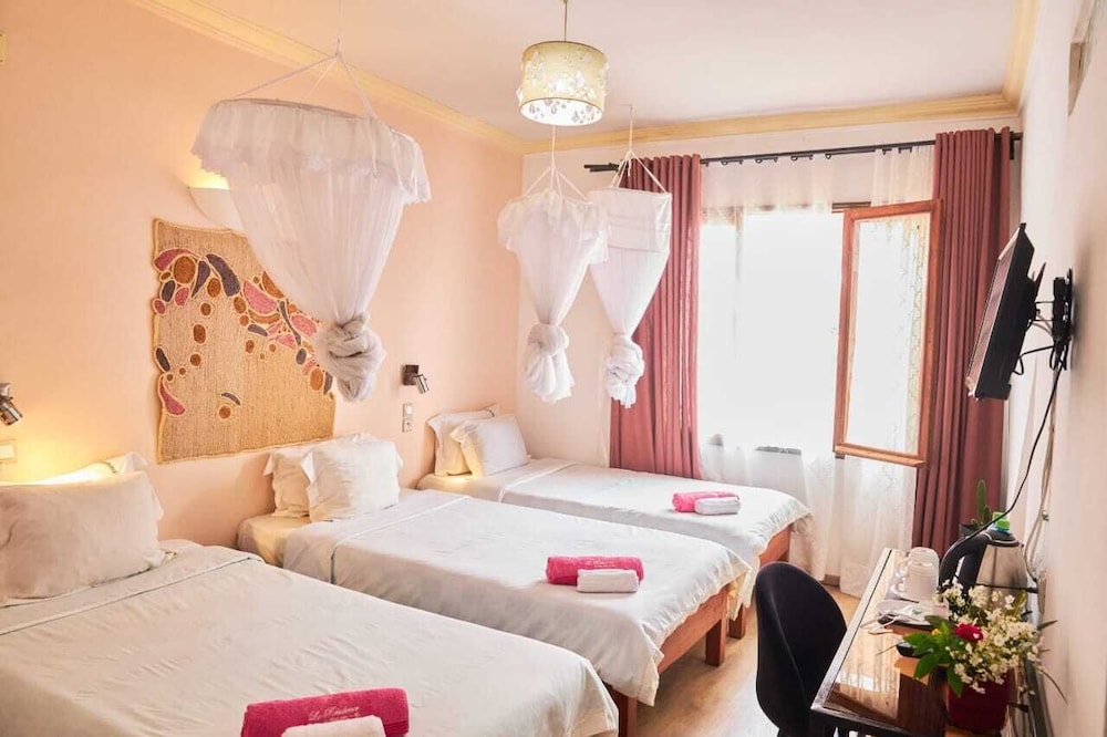 Classic Triple Room