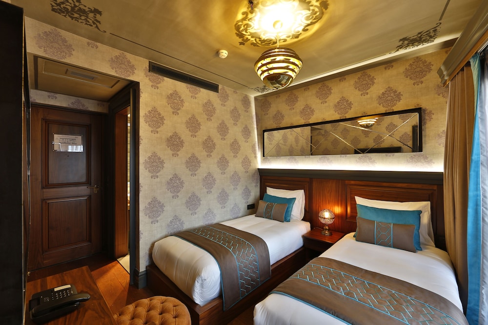 Standard Twin Room photo 2