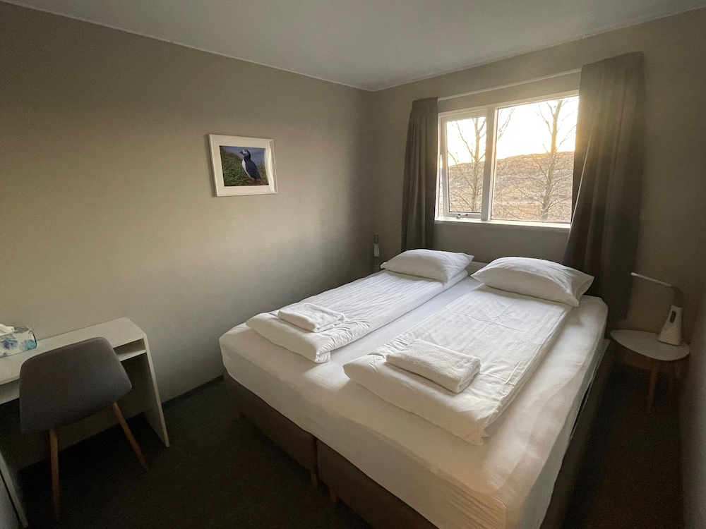 Standard Double or Twin Room, Shared Bathroom photo 1