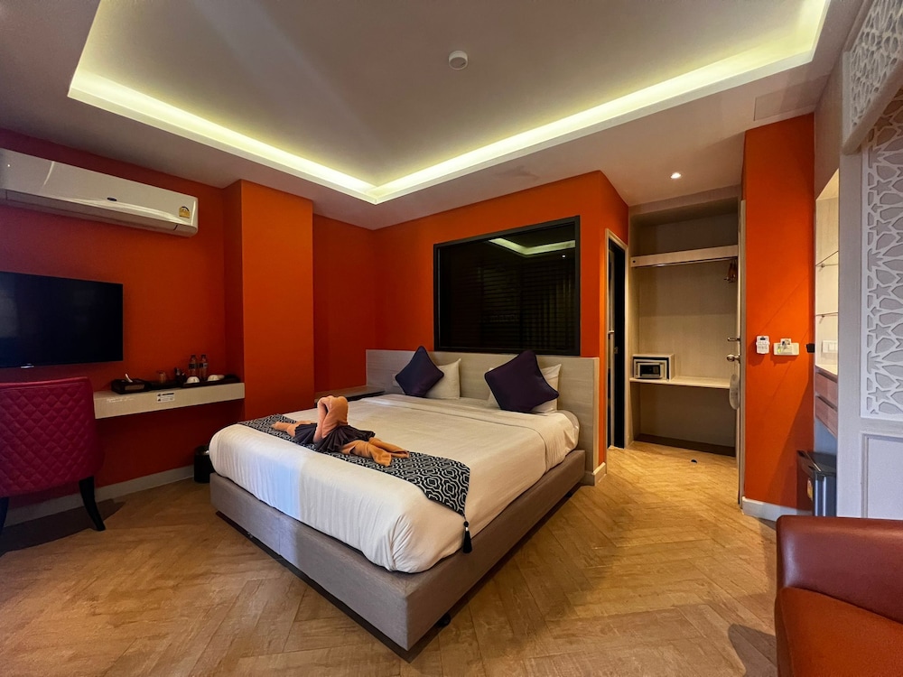 Deluxe Double Room - Photo 1
