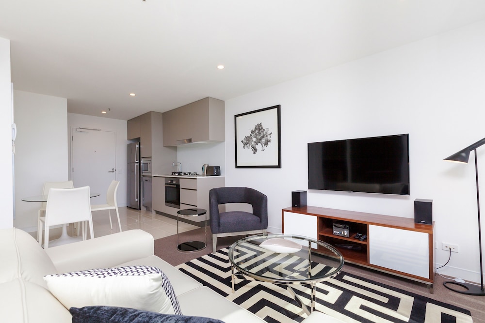 1 Bedroom Ocean View Apartment photo 3