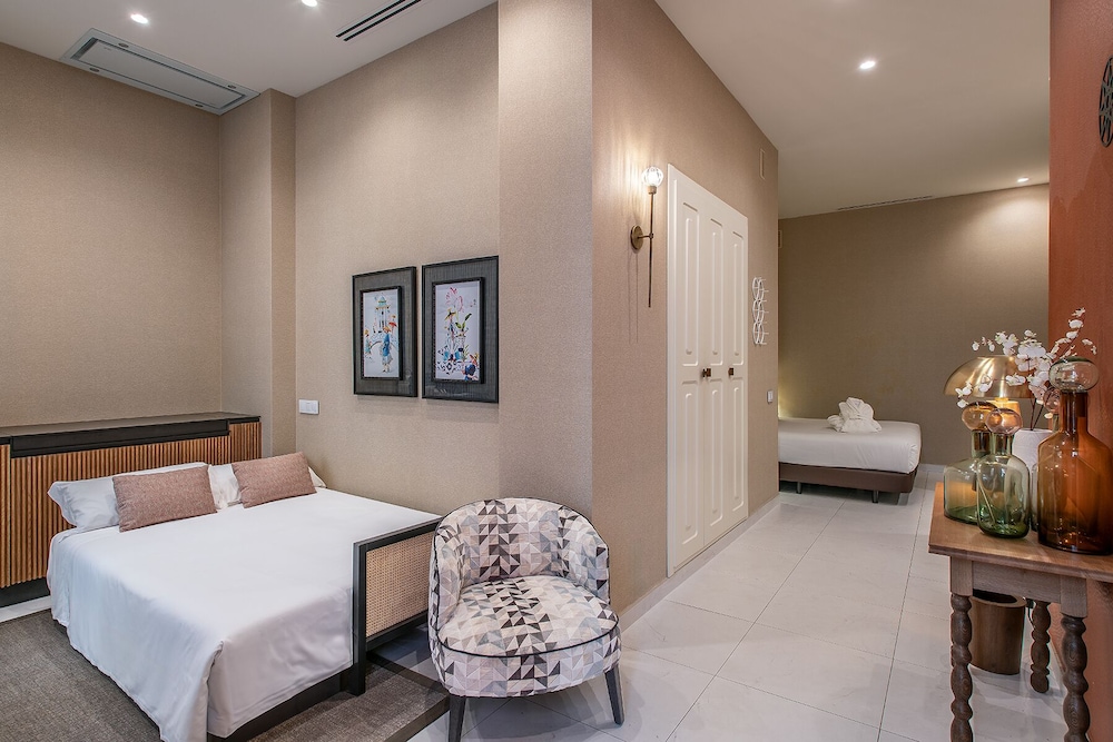 Junior Suite, Ground Floor - Photo 3