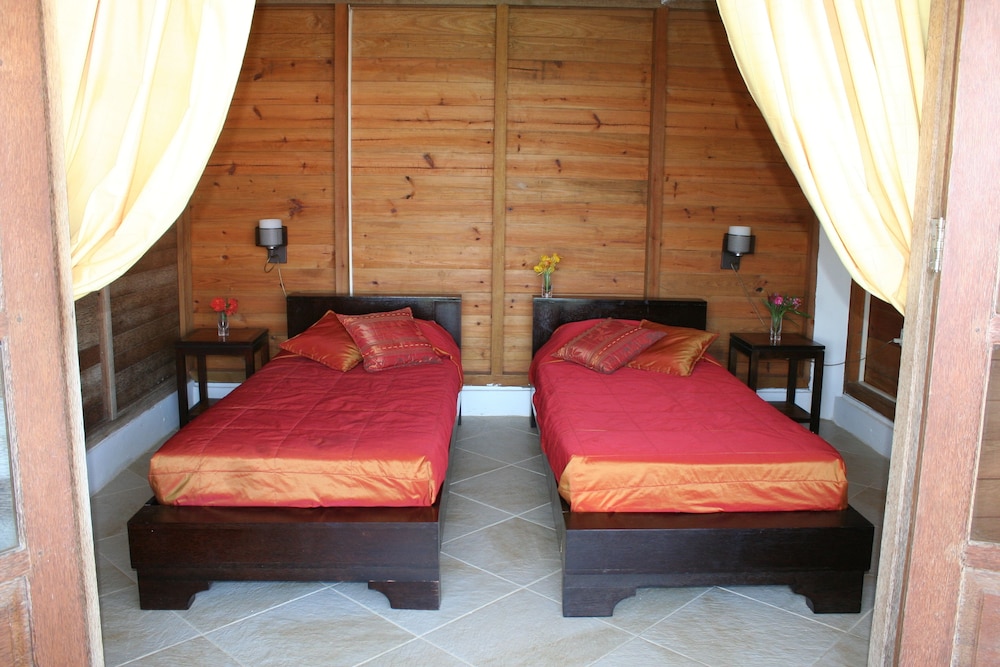 Chalet, 2 Twin Beds, Non Smoking photo 1